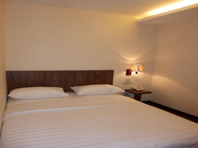 9 Square Hotel - Bangi Exteriör bild