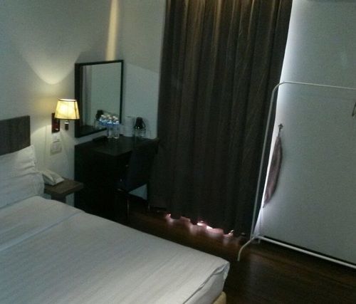 9 Square Hotel - Bangi Exteriör bild